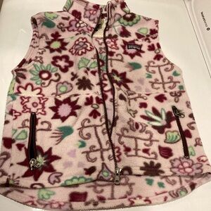 Patagonia girls small, fleece vest